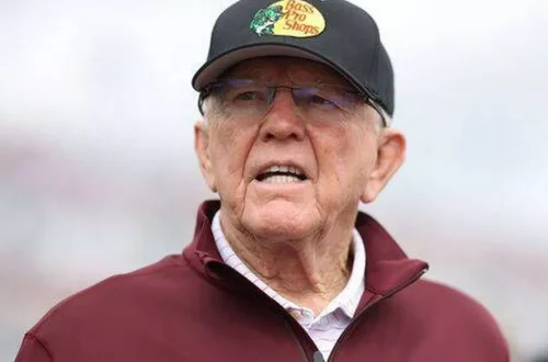 Joe Gibbs Biography