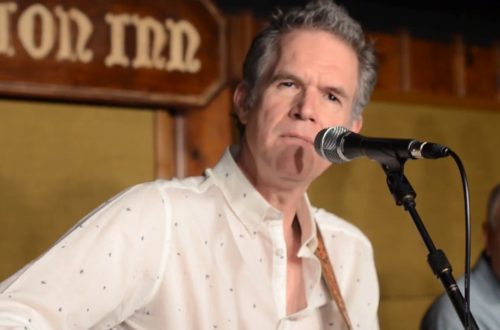 Chris Jones Biography