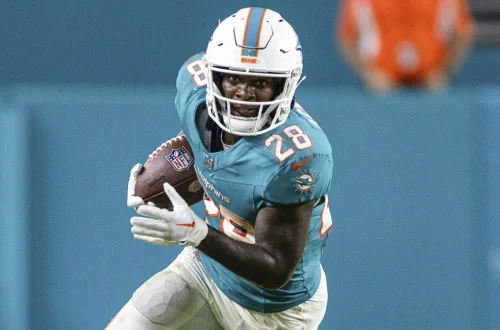 De’Von Achane Biography