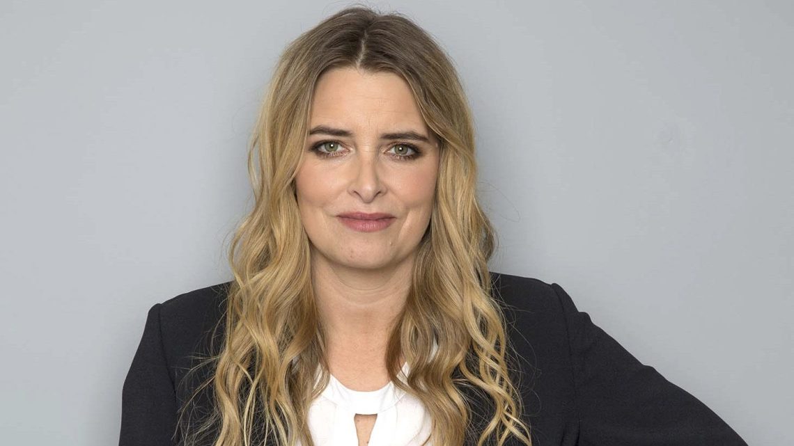 Emma Atkins Biography: Age, Family, Early Life, Acting Career, Net Worth & More 1 Emma Atkins Biography