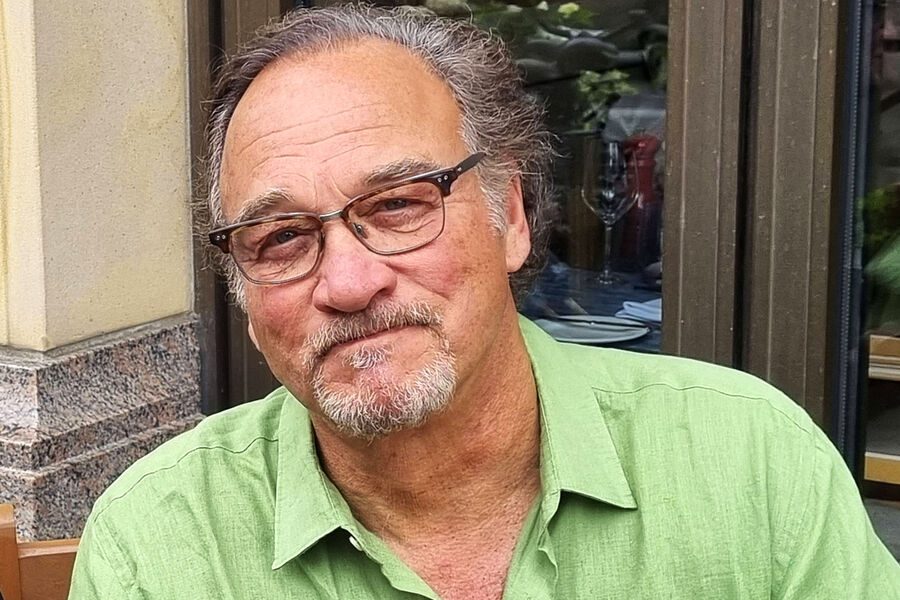 Jim Belushi Biography