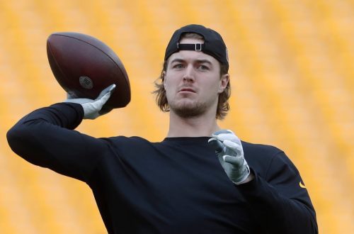 Kenny Pickett Biography