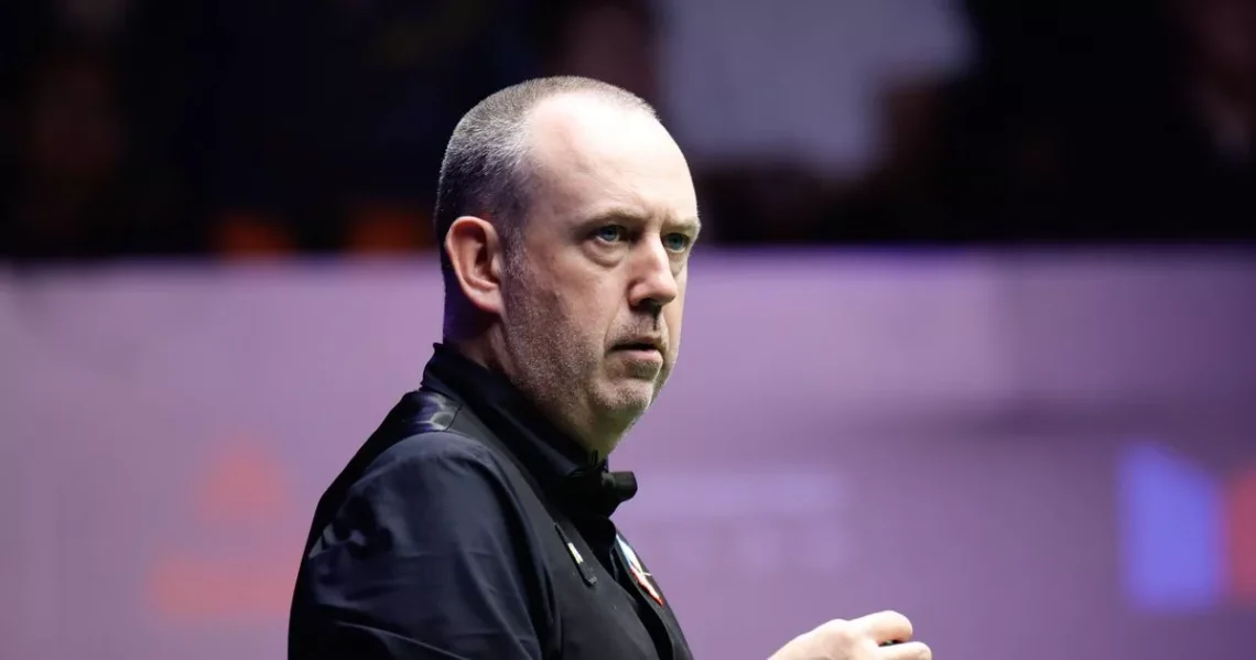 Mark Williams Biography