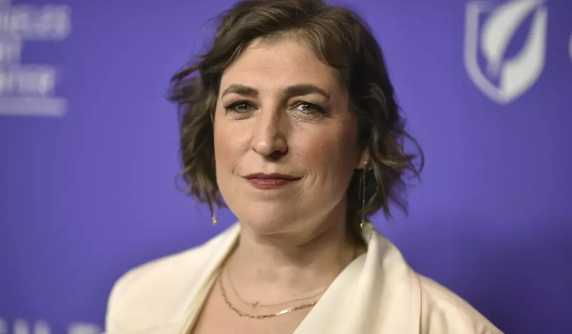 Mayim Bialik Biography