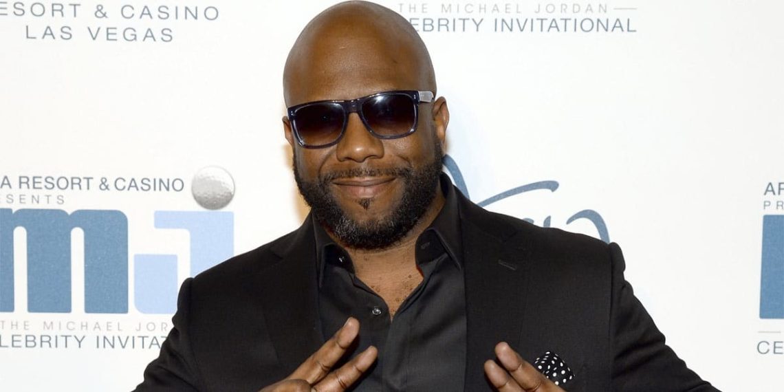 Wanya Morris Biography